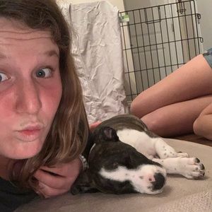 Meet your Posher, Olivia